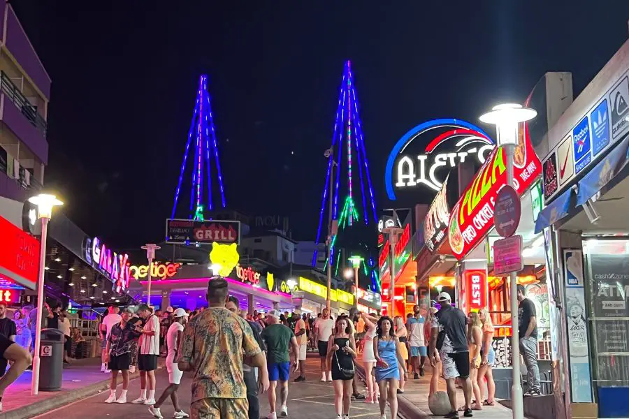 magaluf majorca travel guide