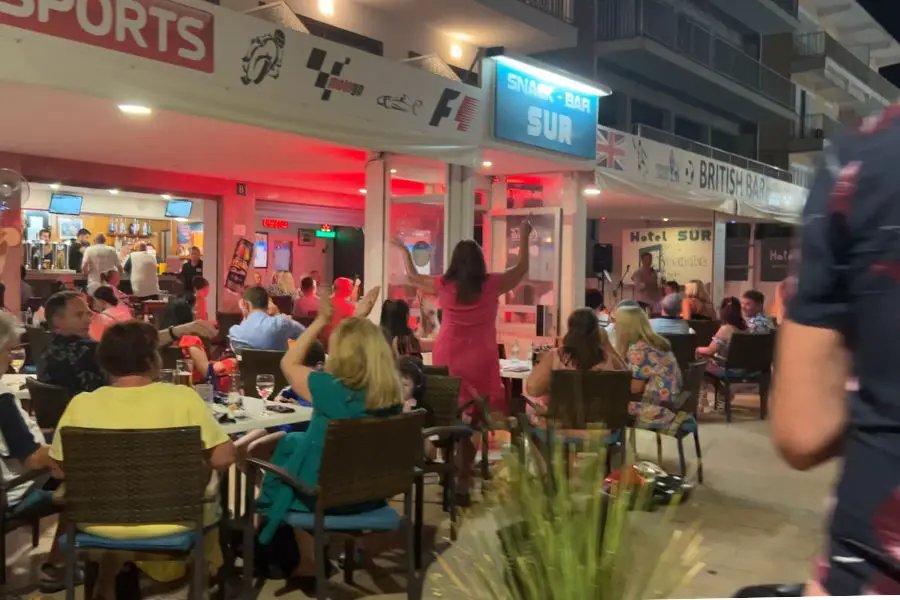 Hotel Sur bar Cala Bona Mallorca